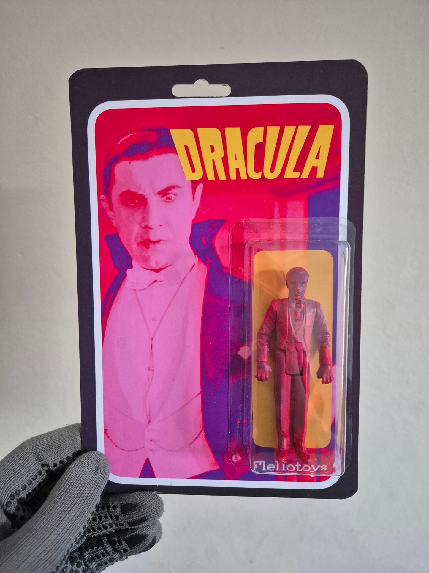 Red/purple resin bootleg Dracula figure