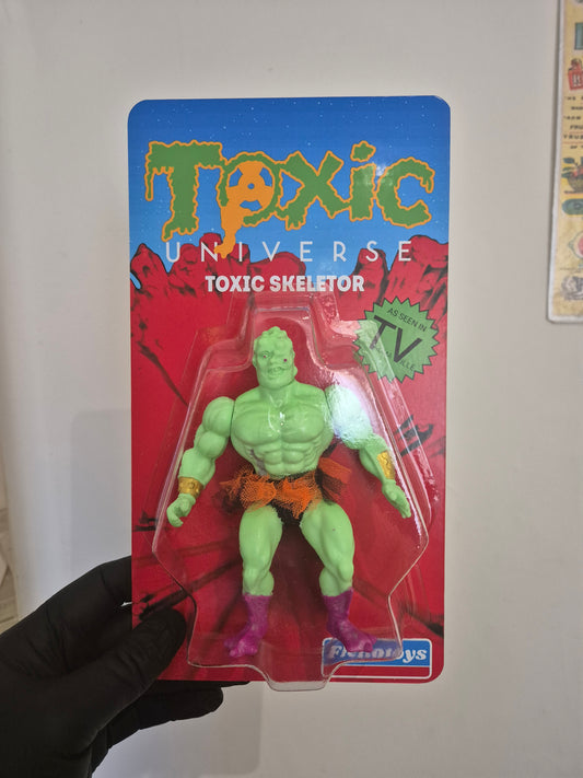 Toxic Skeletor 2.0 Glow in the dark figure #3